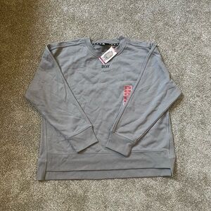 DNKY SIZE XL VERY NICE COLOR. THIS COLOR IS HARD TO EXPLAIN.